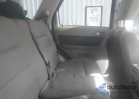 2009 Ford Escape Hybrid Limited from USA, damaged, VIN 1FMCU49329KA17675